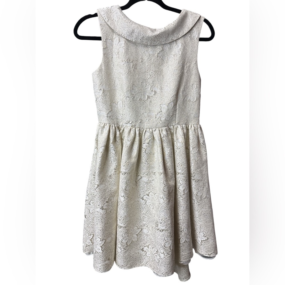 Badgley Mischka Belle Girls 16 Metallic Floral Sleeveless Formal Dress - Picture 2 of 5